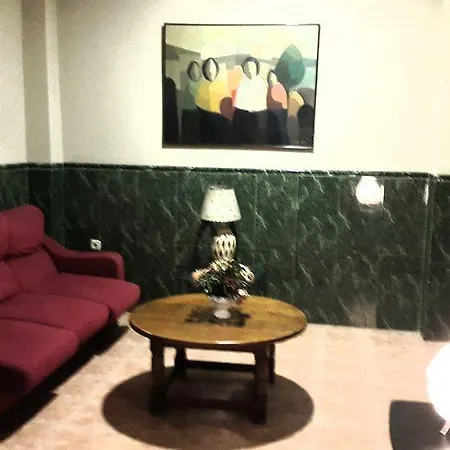 La Casa De Enfrente Pensión