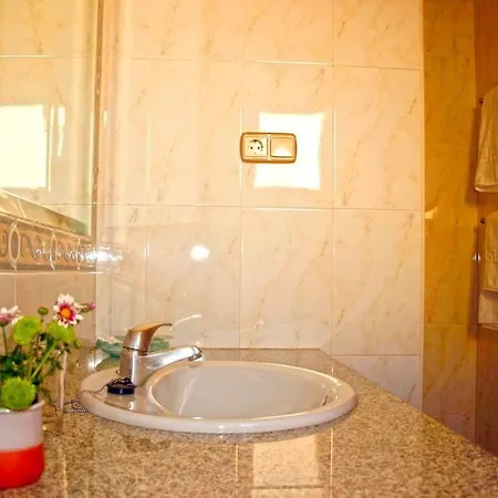 La Casa De Enfrente Guest house Malaga